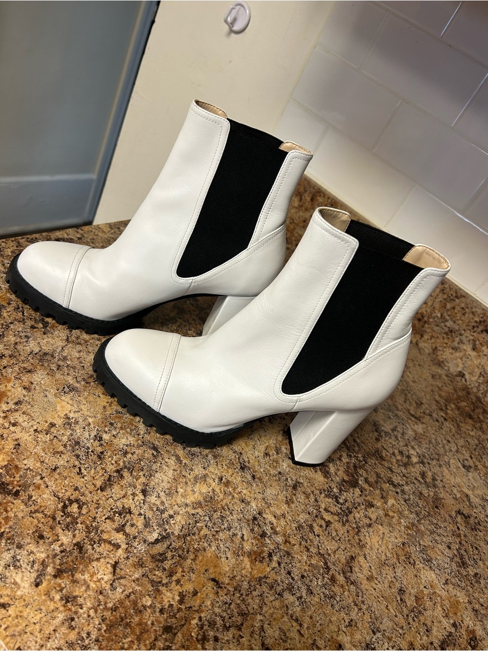 Stuart Weitzman White Leather Boots